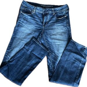 American Eagle Skinny Jeans - Medium Wash